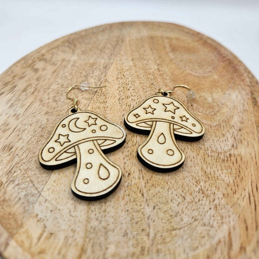 Boucles d'oreilles Champi en bois Le Bois Elégant avec motif de champignon, style élégant et naturel.