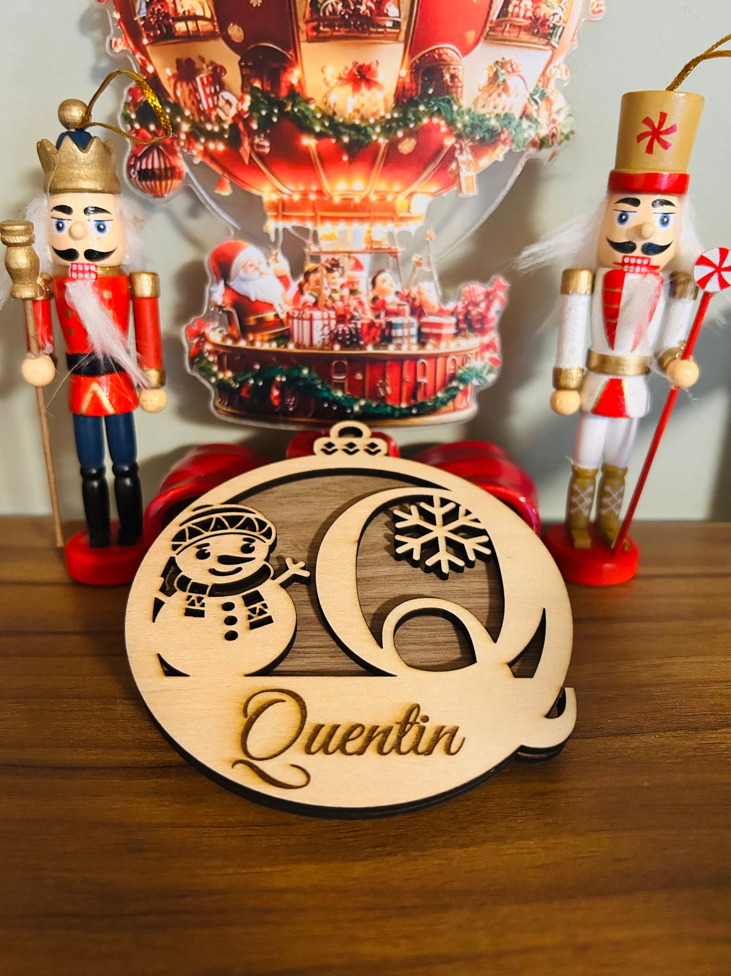 Boule de Noël en bois