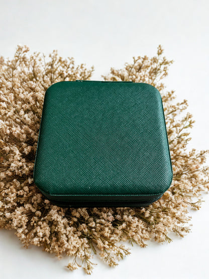 Boite a bijoux personnalisée –  Blanche, Rose ou verte