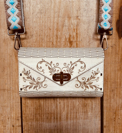 Sac à main écologique SAC EN BOIS NELL de Le Bois Elégant, mettant en avant son style naturel et élégant, référence en matière d'artisan et d'ARTISANAT.