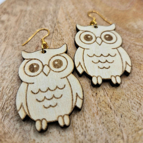 Boucles Chouette Complice, détail du motif gravé